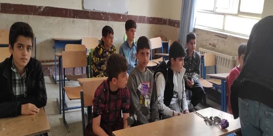 جزئیات ضرب‌وشتم دانش‌آموزان مدرسه راشدین سنندج از زبان فرماندار