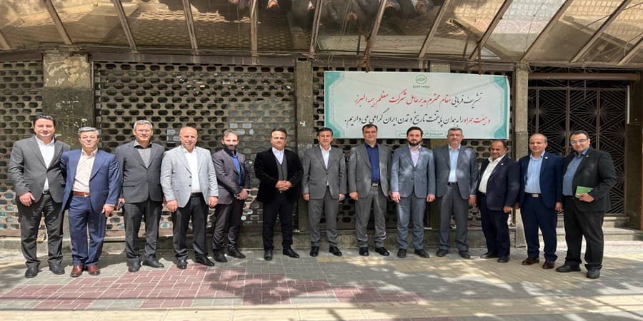 برگزاری اولین جلسه هیات مدیره بیمه البرز در ساختمان جدید شعبه همدان