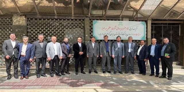 برگزاری اولین جلسه هیات مدیره بیمه البرز در ساختمان جدید شعبه همدان