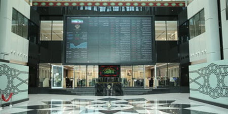 ۸۸ درصد از ارزش بازار سهام در دست ۱۰ صنعت بزرگ