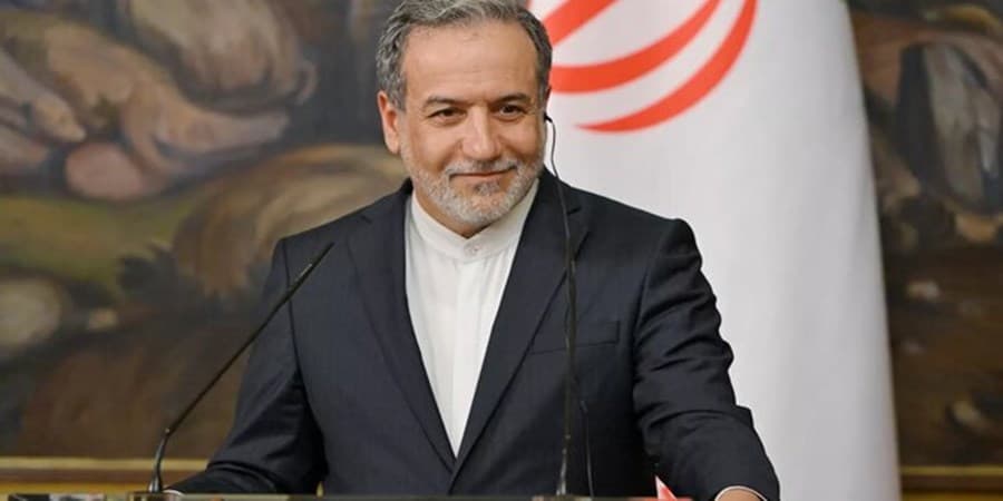 عراقچی: به‌هیچ‌وجه از حق غنی‌سازی چشم‌پوشی نمی‌کنیم