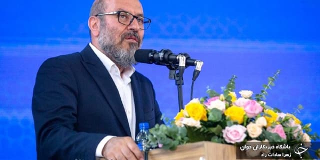 دهقان: دشمن باید ثابت کند می‌خواهد مسائل از طریق مذاکره حل شود