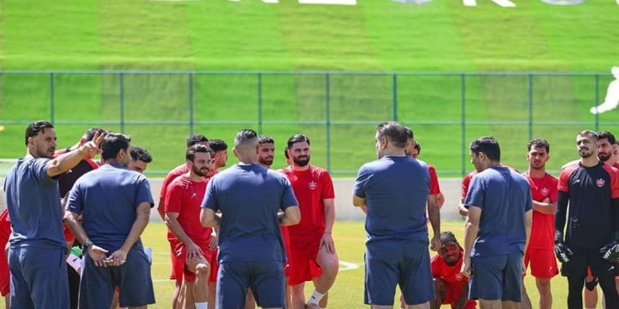 اصلانیان: این پرسپولیس توان رقابت با تراکتور و سپاهان را ندارد