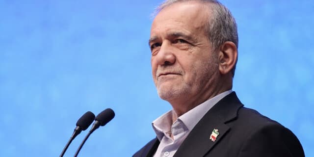 پزشکیان: در مقابل جامعه مسئول هستیم
