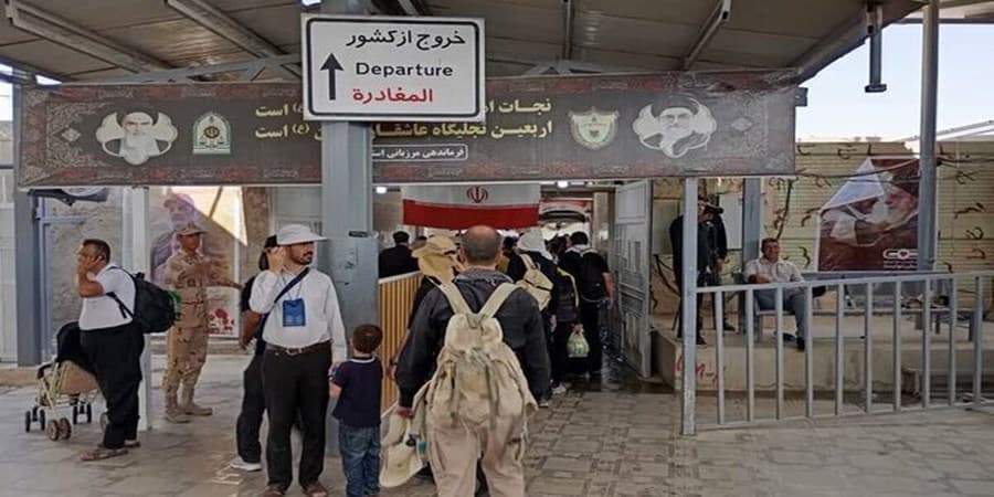 مهران در اوج ترافیک اربعین/ تردد ۷۶۰هزار زائر از مرز/ ساماندهی ترافیکی مسیرها