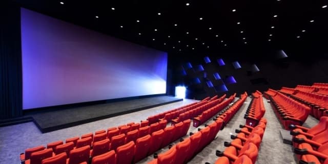 چطور سیاست غلط ترازو را به نفع فیلم‌های کمدی بالا بُرد؟