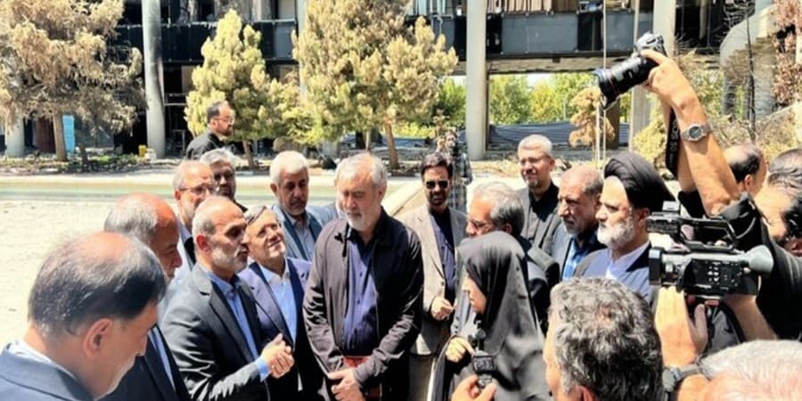 بازدید اعضای کمیسیون امنیت ملی و سیاست خارجی مجلس از ساختمان شیشهای صدا و سیما