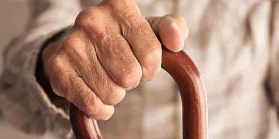 افزایش دمای هوا بزرگترین تهدید سلامتی برای سالمندان/ هشدار درباره علائم گرمازدگی و افزایش احتمال بستری در بیمارستانها