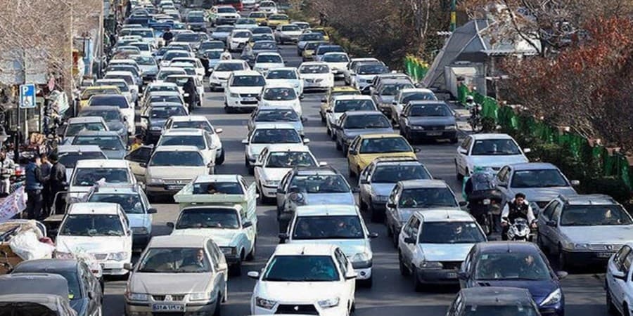 پیشنهاد تداوم شناورسازی ساعت کاری ادارات تا ۱۵ مهر/ سفرهای کاری و تحصیلی؛ علت ۸۸ درصد ترافیک تهران