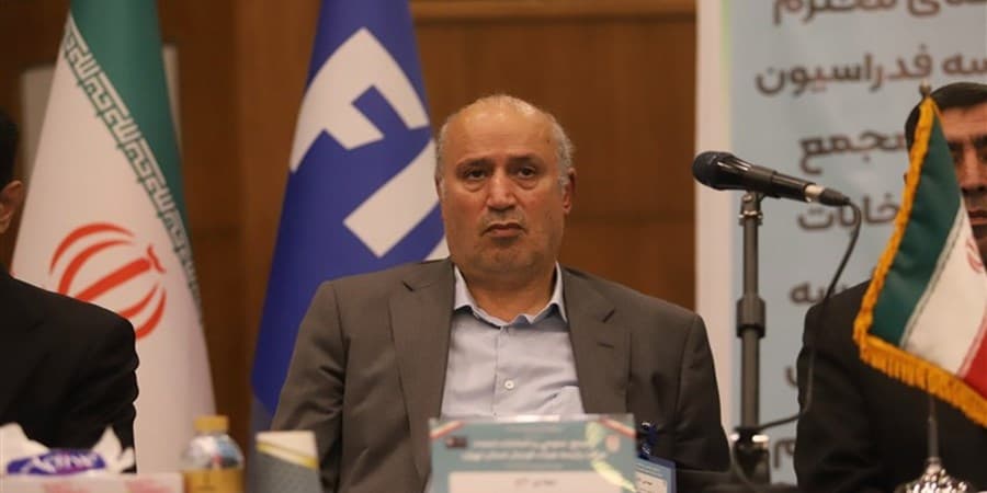 تاج: آماده کردن ورزشگاه‌ها وظیفه فدراسیون فوتبال نیست