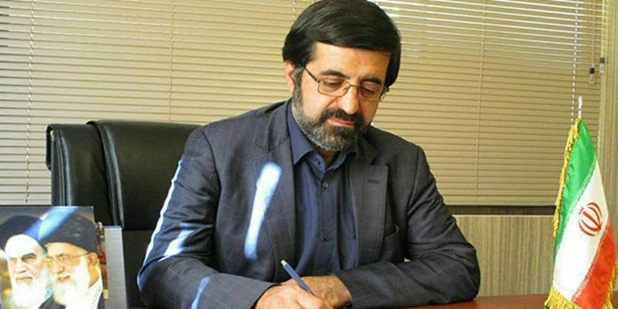 تبعیت از رهبر معظم انقلاب مهم‌ترین عامل برای غلبه بر مشکلات کشور است