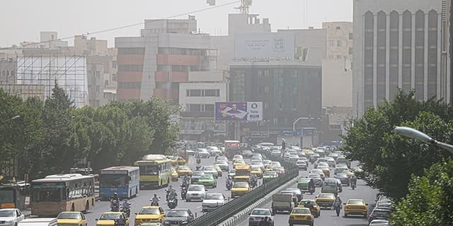 هوای تهران ناسالم / شاخص آلودکی روند افزایشی دارد