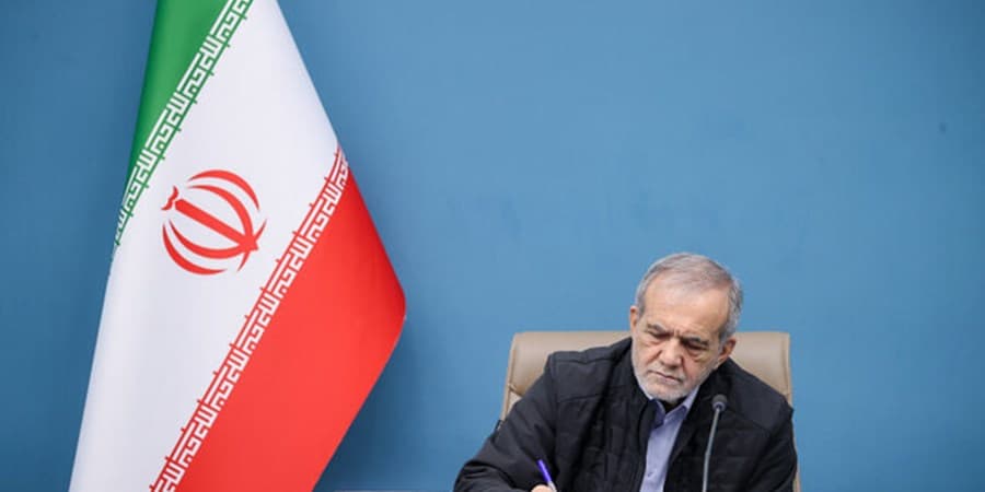 ابلاغ مصوبه «کارت امید مادر» از سوی رئیسجمهور