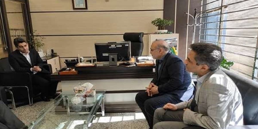 روند انتقال شعب از بانک آینده به بانک ملی ایران بررسی شد