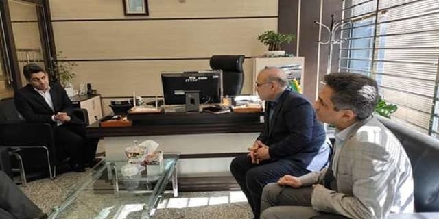 روند انتقال شعب از بانک آینده به بانک ملی ایران بررسی شد
