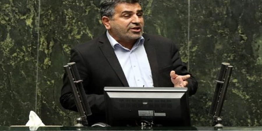 هیچ کارفرمایی نباید از اتباع غیرمجاز استفاده کند