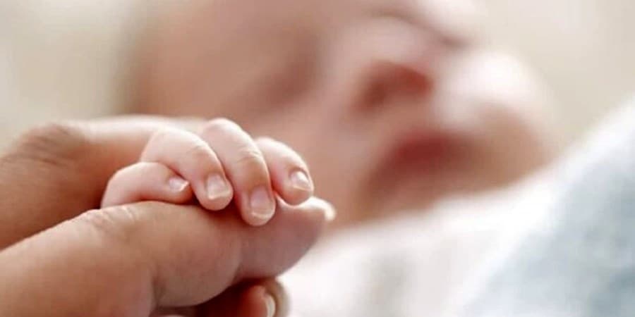 میانگین سن پدران و مادران ایرانی در اولین فرزندآوری چقدر است؟