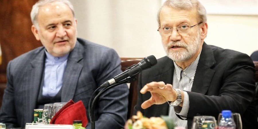 لاریجانی: مذاکرات واقعی را می‌پذیریم نه تصنعی