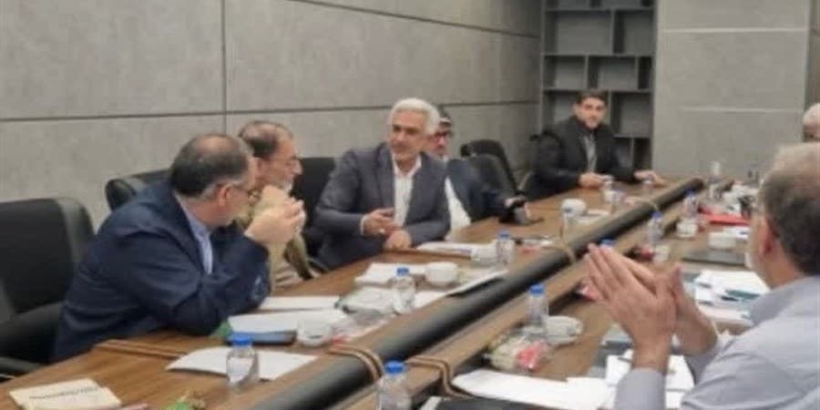 بررسی طرح تحقیق و تفحص از بنیاد شهید با حضور معاونان بنیاد