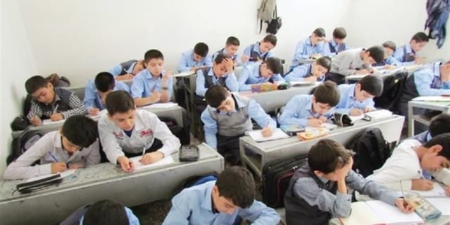 وقتی مدرسه هست اما آموزش نه! /روایتی از افت تحصیلی دانش آموزان