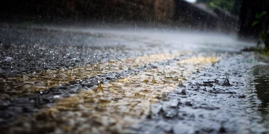 بارش برف و باران در جاده‌های 11 استان کشور