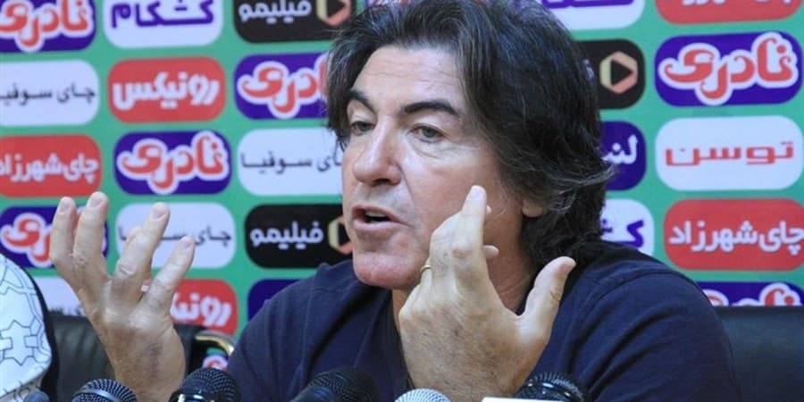 ساپینتو: امیدوارم آن روز را نبینم که پنجره استقلال بسته باشد!/ روی تک تک بازیکنانم حساب می‌کنم