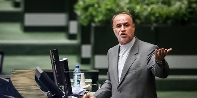آقای حاجی‌بابایی در این وضعیت آش را شورتر نکنید