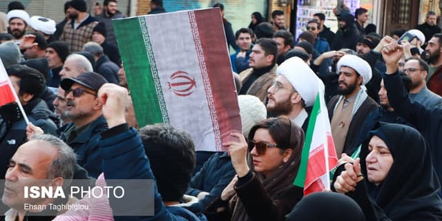 «اعلام تنفر از جنایات تروریست‌های آمریکایی و صهیونیستی»؛ راهپیمایی سراسری مردم ایران