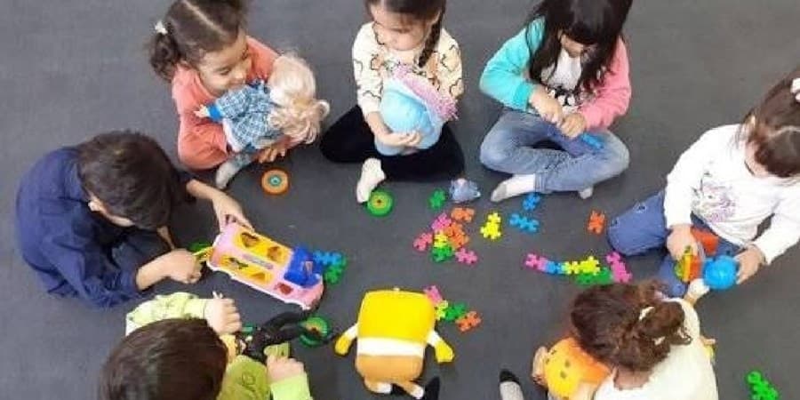 نوآموزان از بدو ورود به کودکستان‌ها بیمه می‌شوند