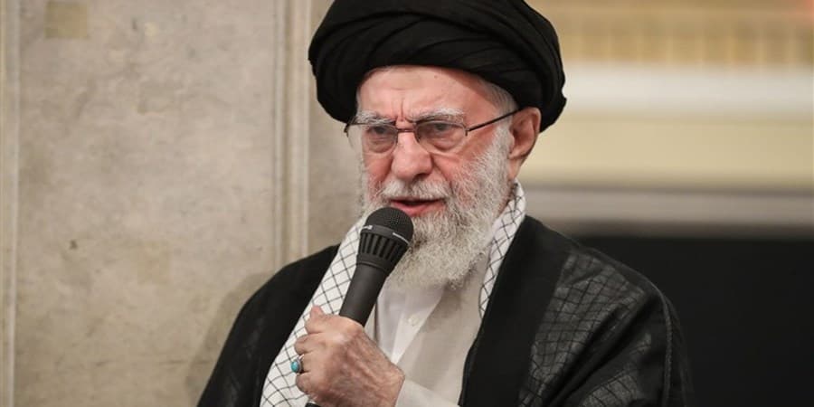 امام خامنه‌ای: در 22 بهمن امسال ایران سربلند و دشمن مأیوس شد