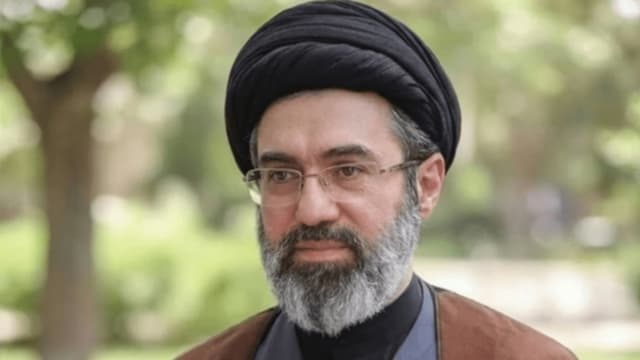 نامهای از دل خون، پاسخی از سوی امام