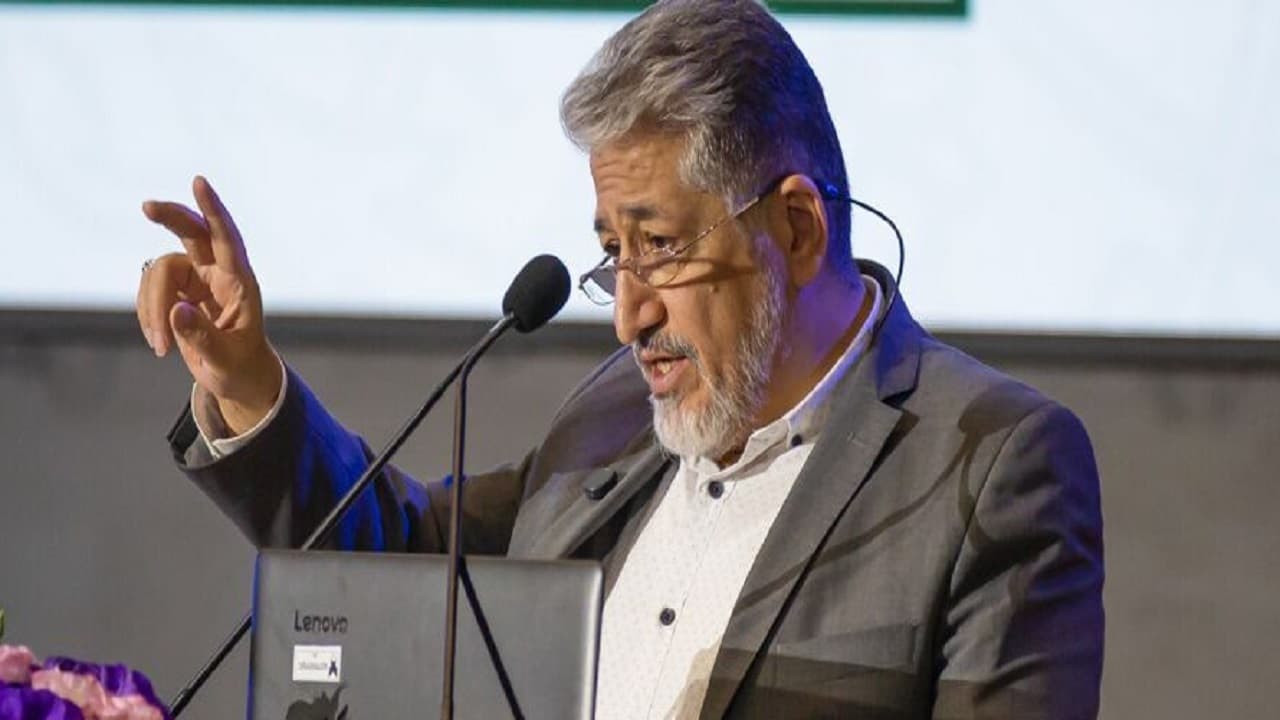 رییس دانشگاه آزاد: دانشگاه نباید در هیچ حالتی تعطیل شود