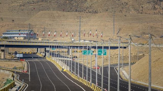 جزئیات بهرهبرداری از پروژه دوگاز و یادگار امام/ زمان افتتاح پل ستارخان مشخص شد