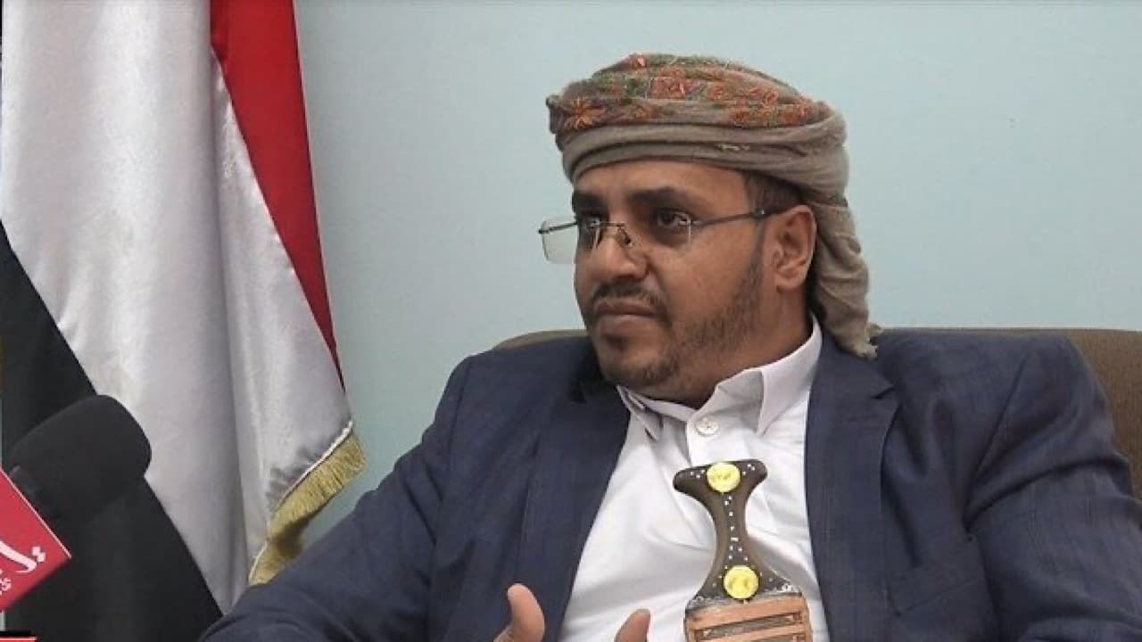 عضو انصارالله: حملات هوایی به صنعا مسیر نبرد با عربستان را تغییر نمیدهد