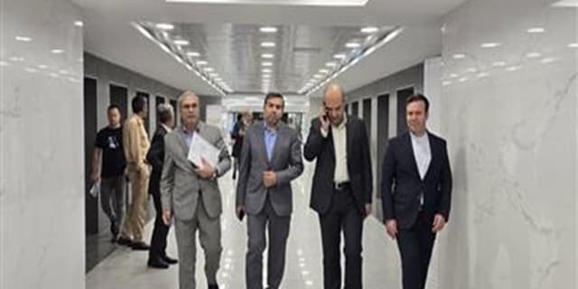 پیگیری مشكلات انجمن كشتیرانی در گمرك شهید رجایی بندرعباس