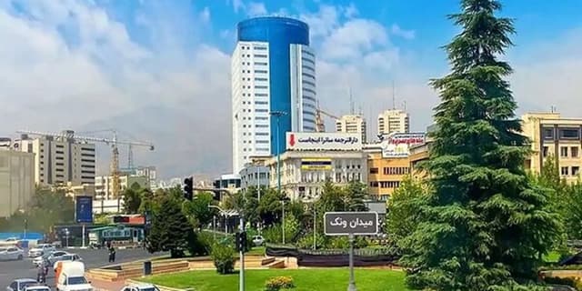 میدان ونک ۳ طبقه می شود