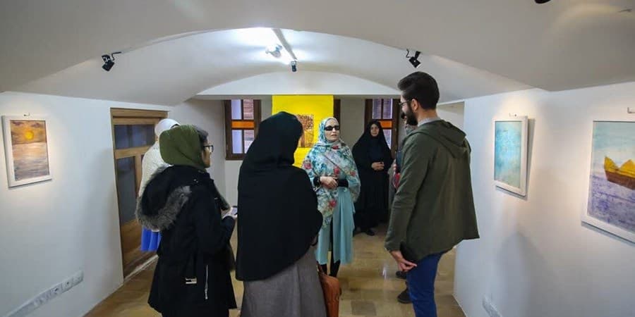 زندگی نقاش نابینا در یک مستند تلویزیونی