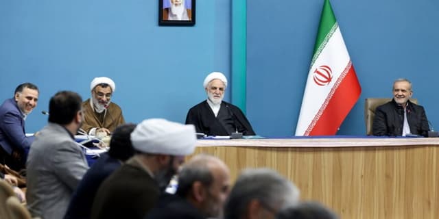 بیانیه شورای انقلاب فرهنگی پیرو پیام راهبردی رهبر انقلاب