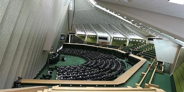 عضو کمیسیون امور داخلی: در طرح مجلس، برگزاری تجمعات دیگر نیاز به مجوز ندارد
